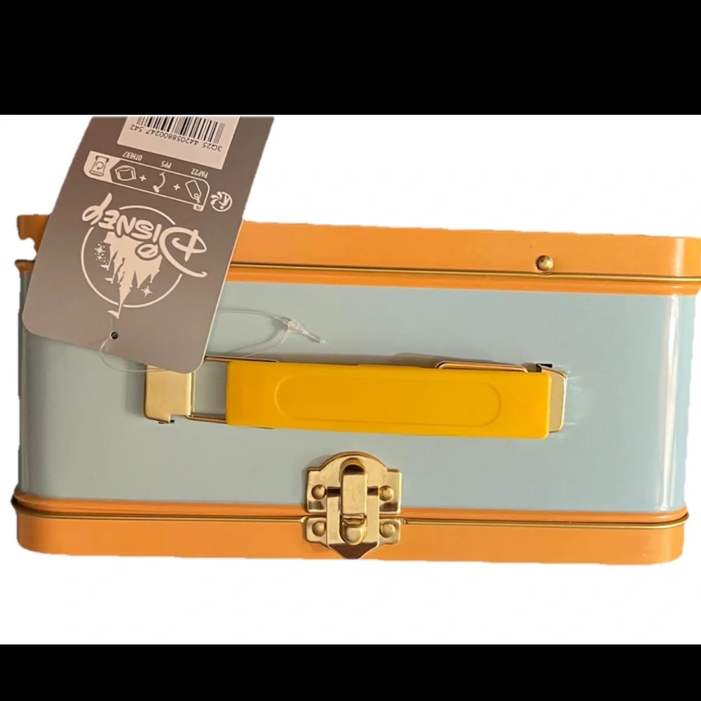 Disney Winnie the Pooh and Friends Fun Lunchbox - Yellow and Orange